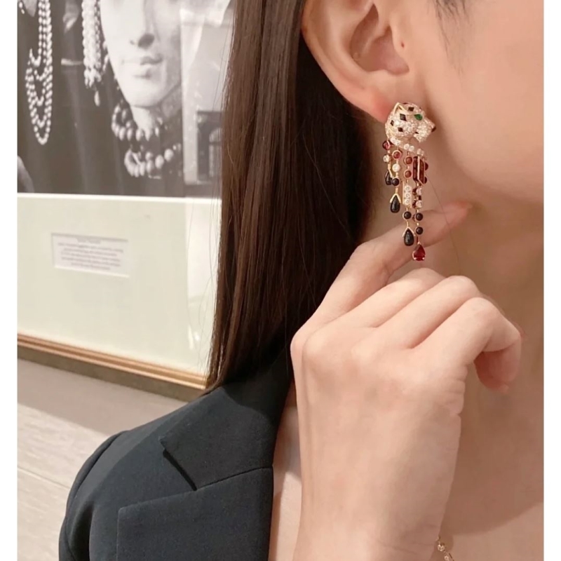 Ca*t1er earrings